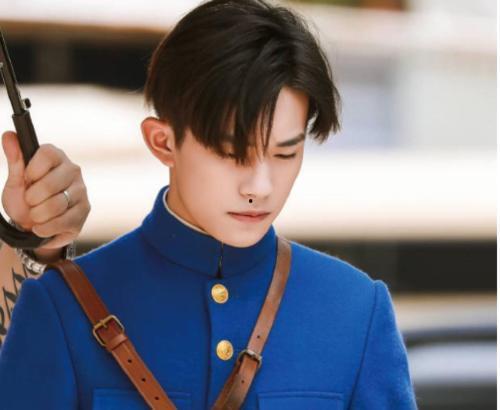 易烊千玺演的电视剧,易烊千玺演绎成长蜕变之路